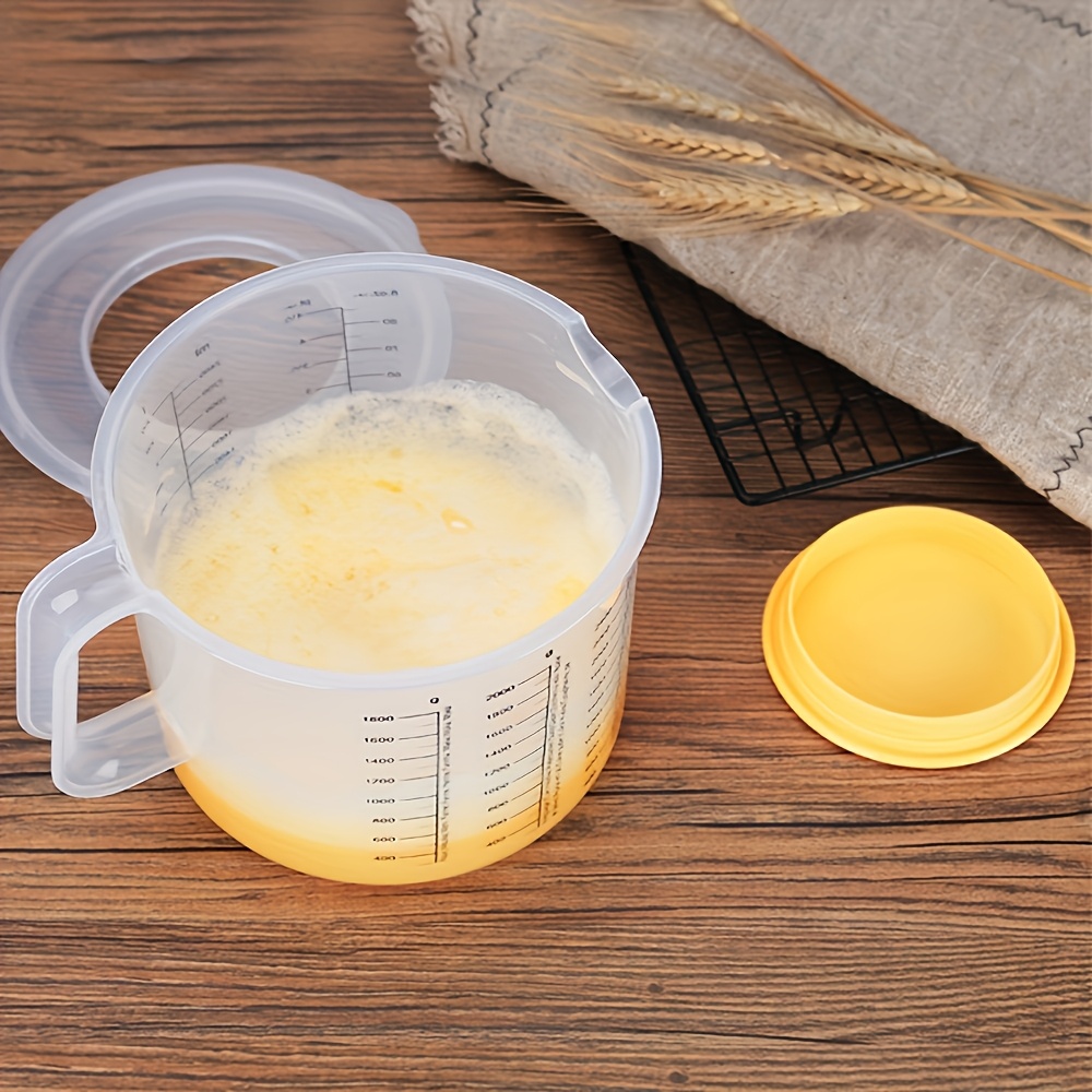 Multi Functional Mixing Bowl With Lid And Graduated Measuring Cup - Durable Plastic, Suitable For Salads And Baking