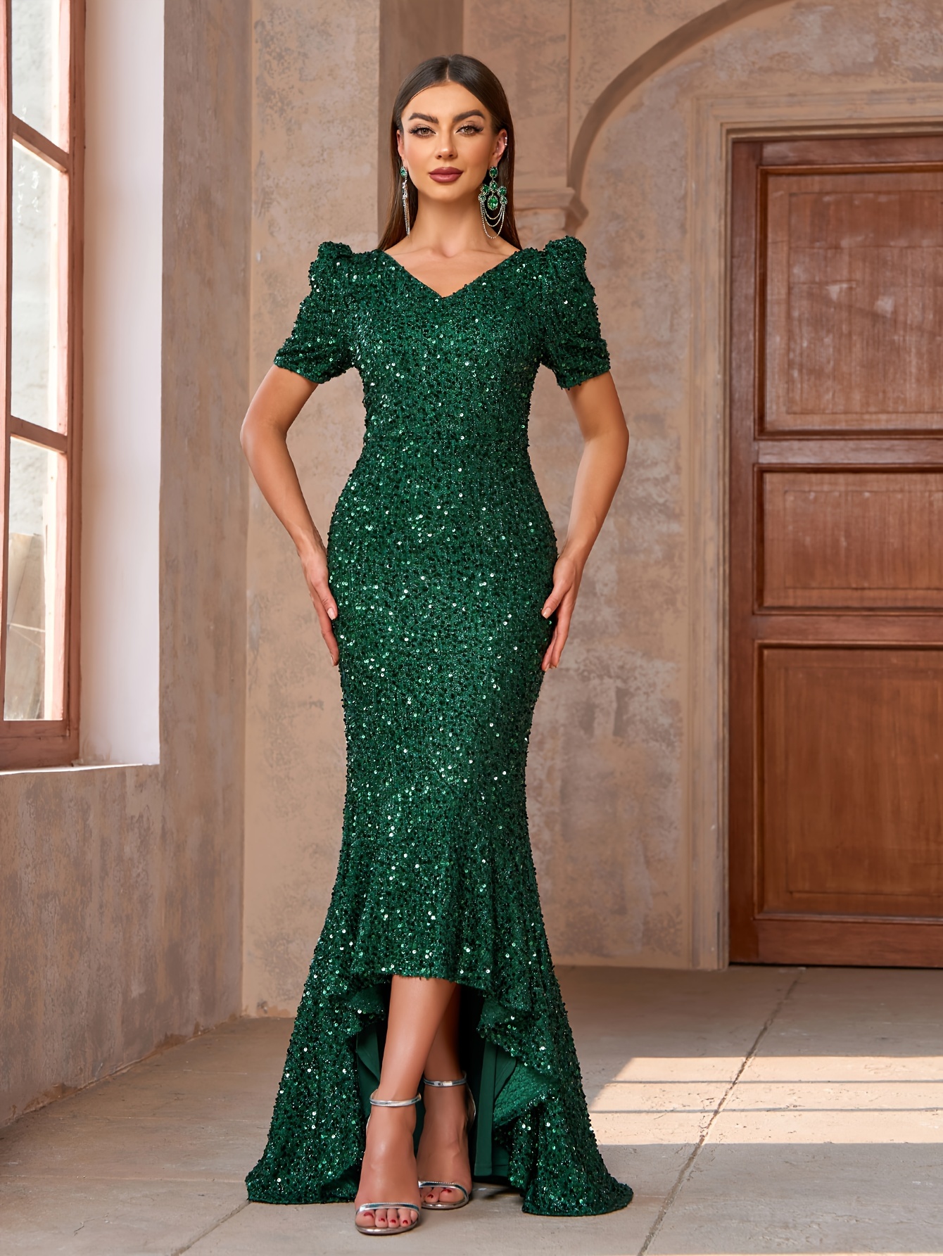 Women's Sequin Bodycon Evening Dress - V Neck Sleeveless Formal Party Gown With Sparkling Details