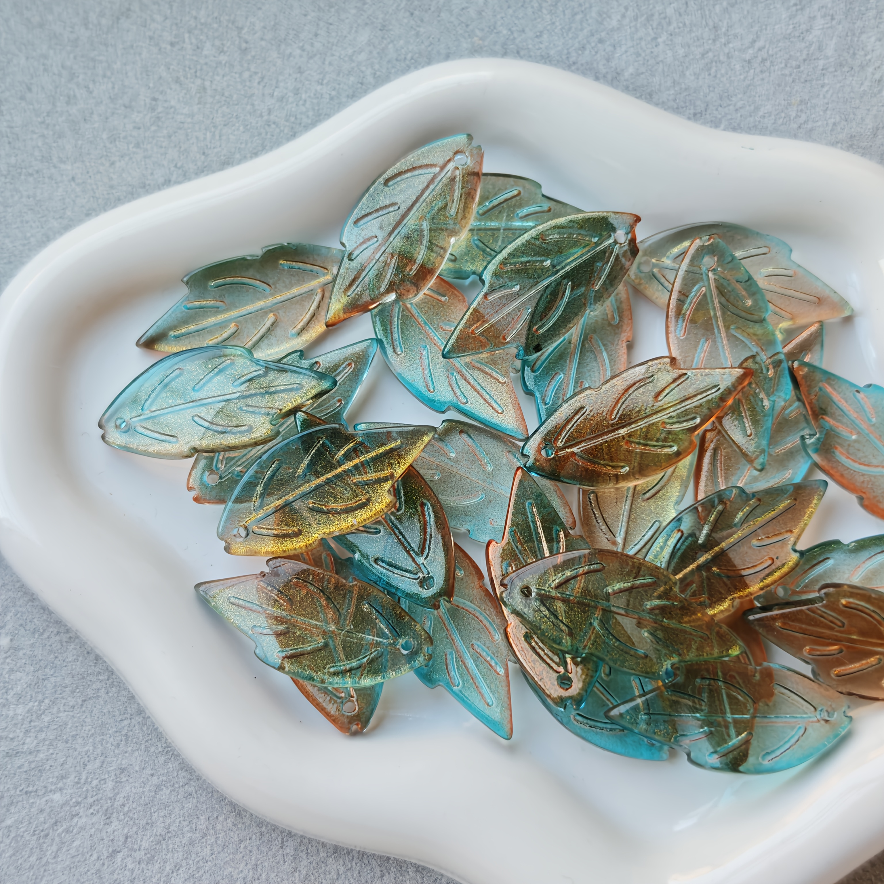 TEMU 30pcs 30pcs Glass Leaf Pendants Suitable For Diy Making - Chinese Mural Charms With Traditional Leaf Shapes, 26mm Branch & 12mm For Earrings,