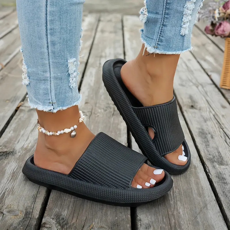 1 pair womens thick sole non slip slide sandals casual slippers for beach and indoor outdoor use comfortable eva shoes hand washable solid color indoor slippers Product details 0
