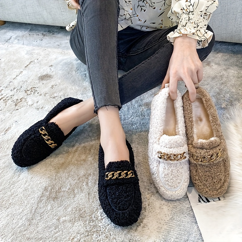 

Elegant Women's Winter Flats - Cozy Fur Slip-on Shoes With Chain Detail, Soft Sole For Comfort &