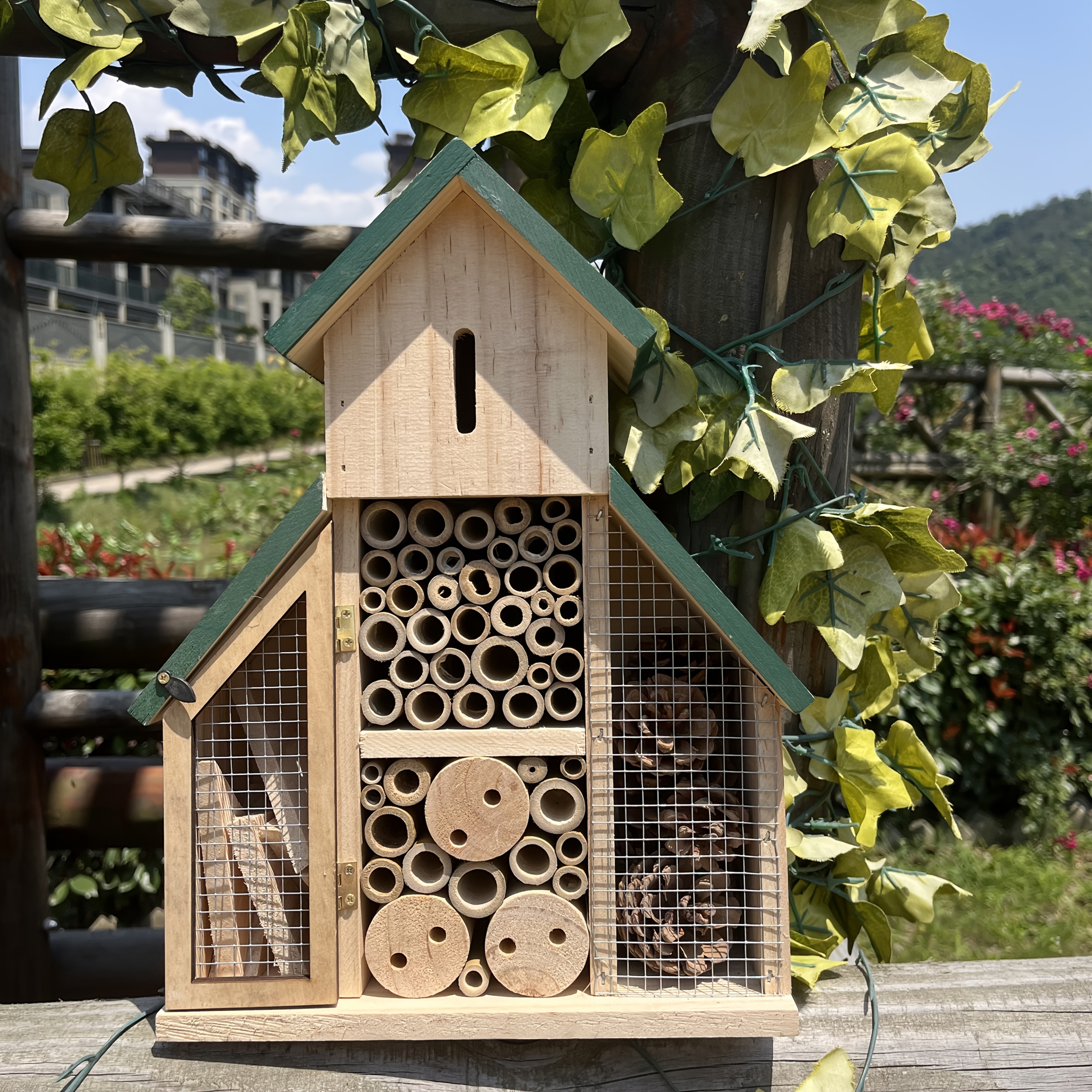 Courtyard Garden Forest Ecological Insect House Ladybug Bee Observation Science Insect Hotel