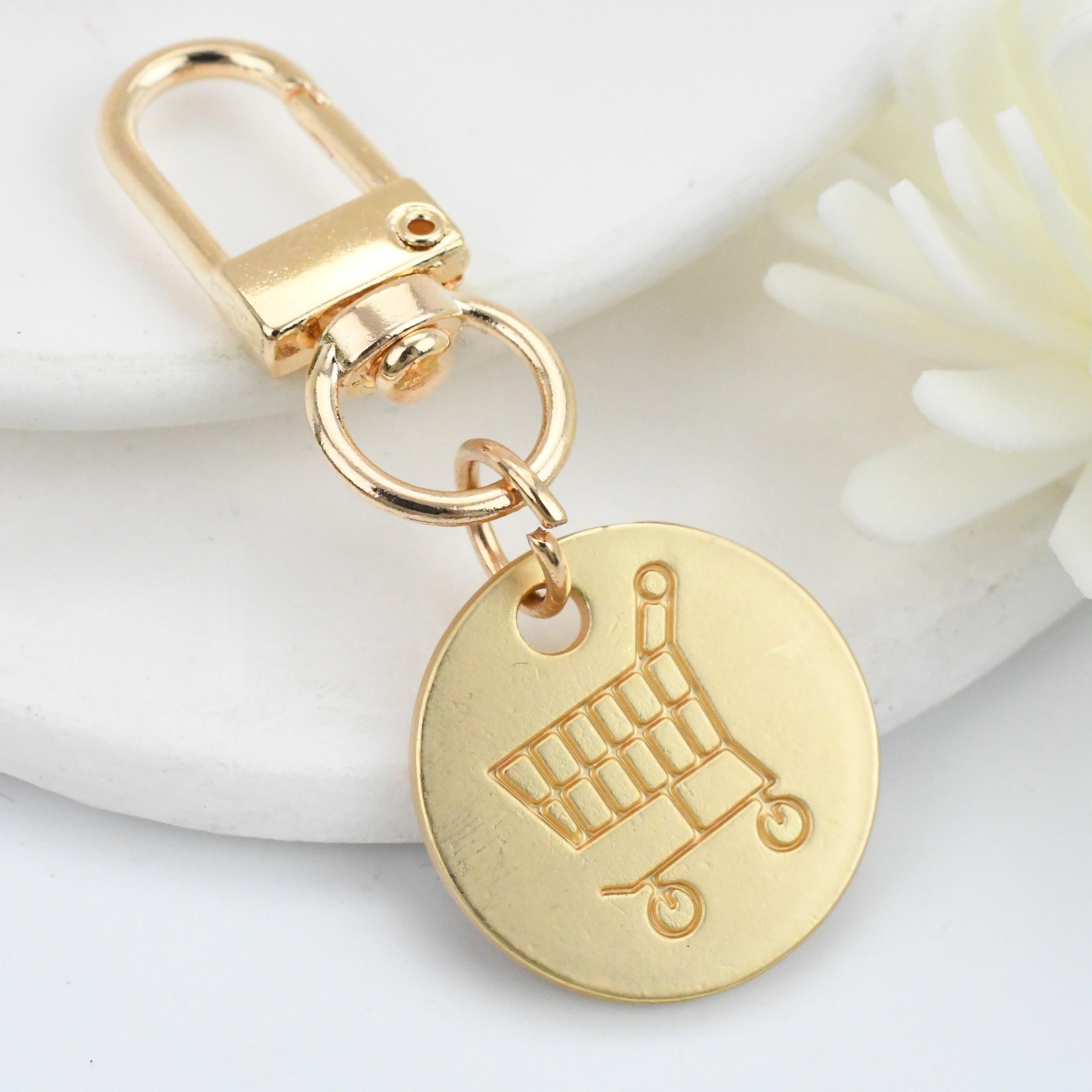 Image of - European And American Supermarket Simulation Hand Cart Chain Metal Token Lobster Creative Key Chain Exquisite Backpack Small Pendant Small Gift