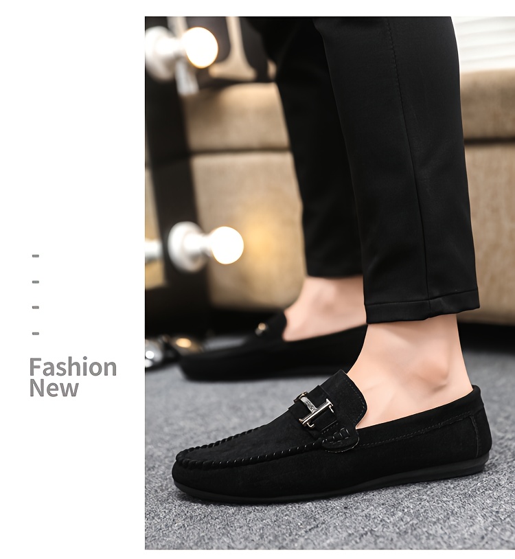 A Stylish And Upscale Pair of Men'S Casual Footwear, Designed with a Flat Round Toe And Perfect for Different Events, Offered in Several Color Options
