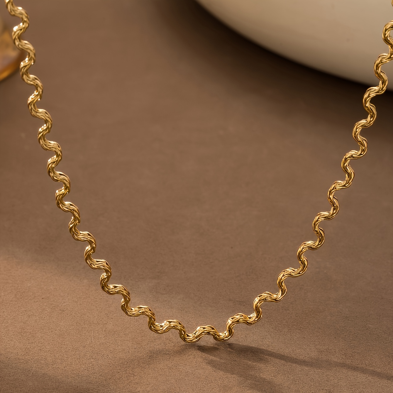 E-shop 1 Stück Modischer Bohemian Einfacher Wasserwellen-Halskette aus 304 Edelstahl für Accessoires, Neuer Trend 18K Goldbeschichtete Halsketten,