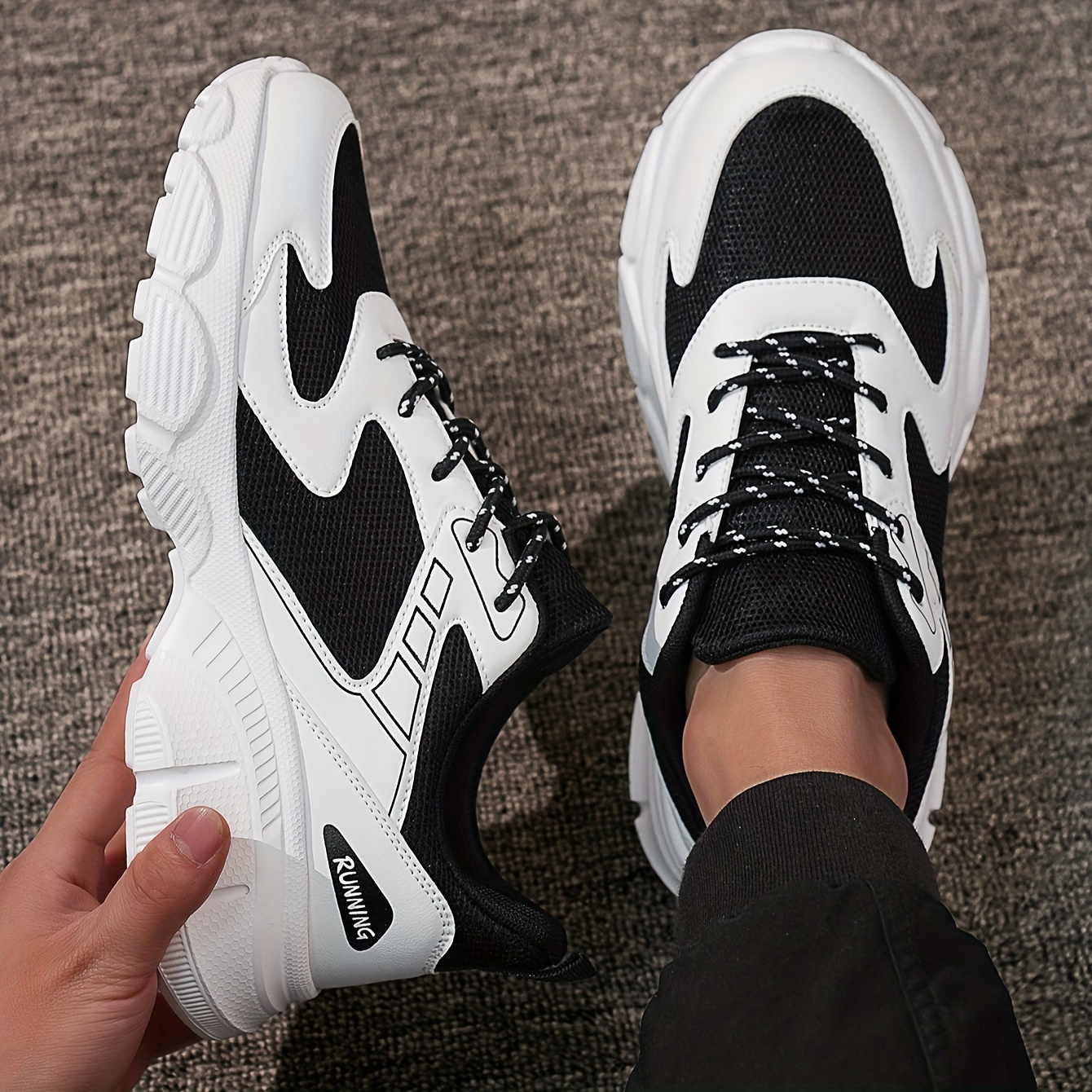 

Men's Fashionable Sneakers - Retro Sports Shoes, Comfortable Outdoor Footwear