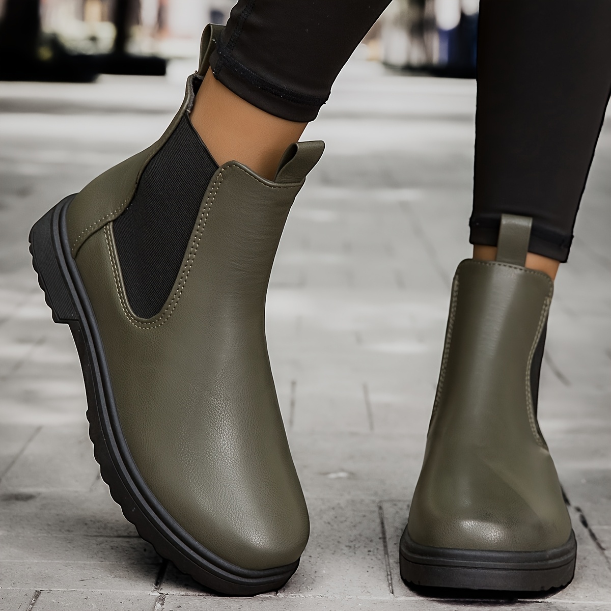 Womens Slip Chunky Platform Boots Slip Closure Slip