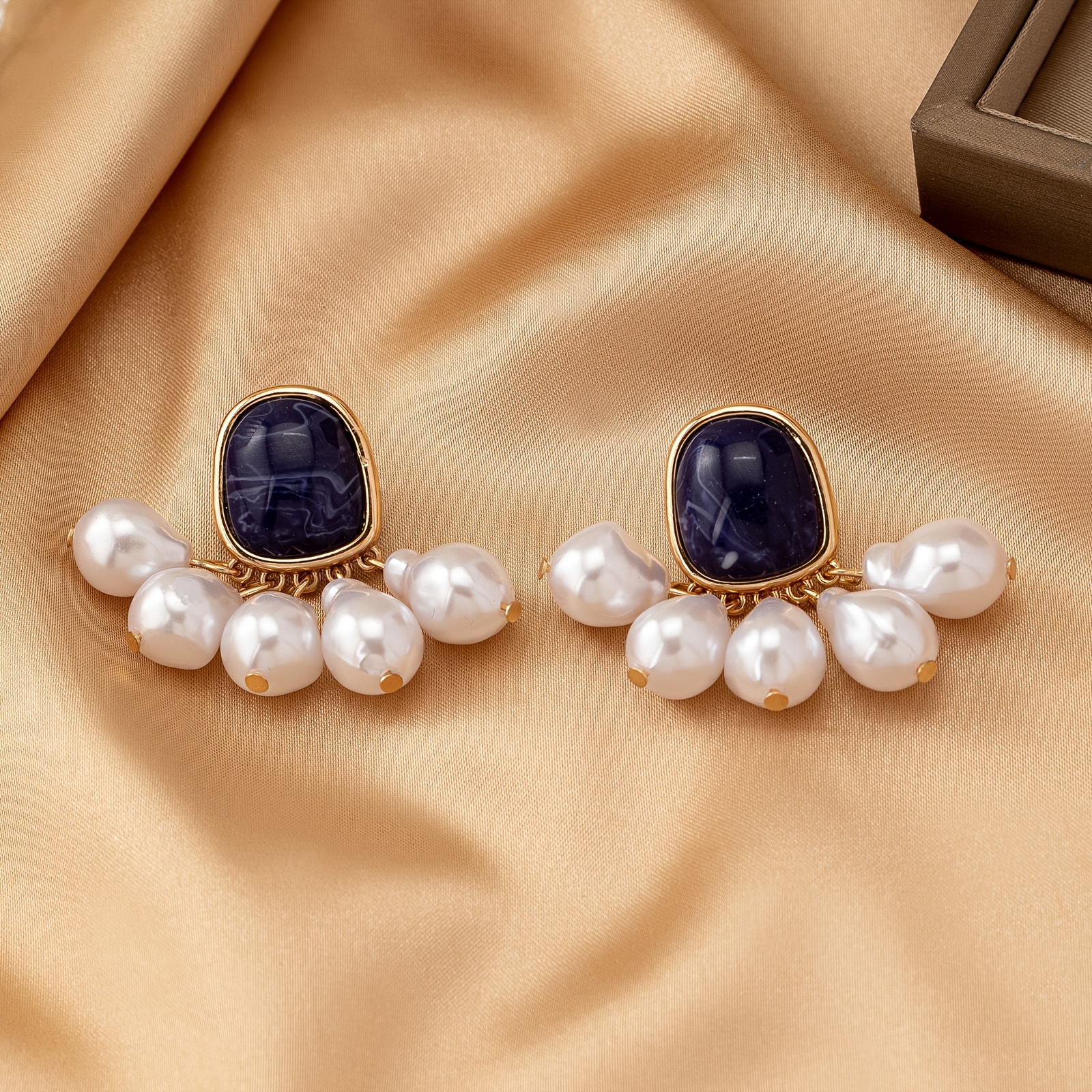 TEMU Pendientes de perla de de estilo vintage a para mujer, pendientes de espiga con esmaltado goteante elegantes de estilo influencer, accesorios de