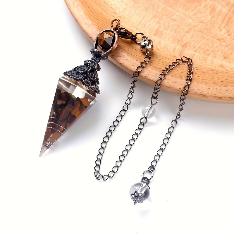 Natural Stone Crystal Necklace with Star Pendulum