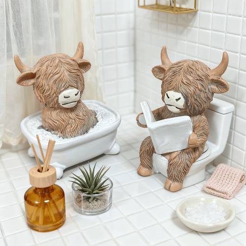 1pc collectible figurines summer highland cow fun resin ornament bathroom countertop wall shelf decor mini ornament new year christmas souvenir
