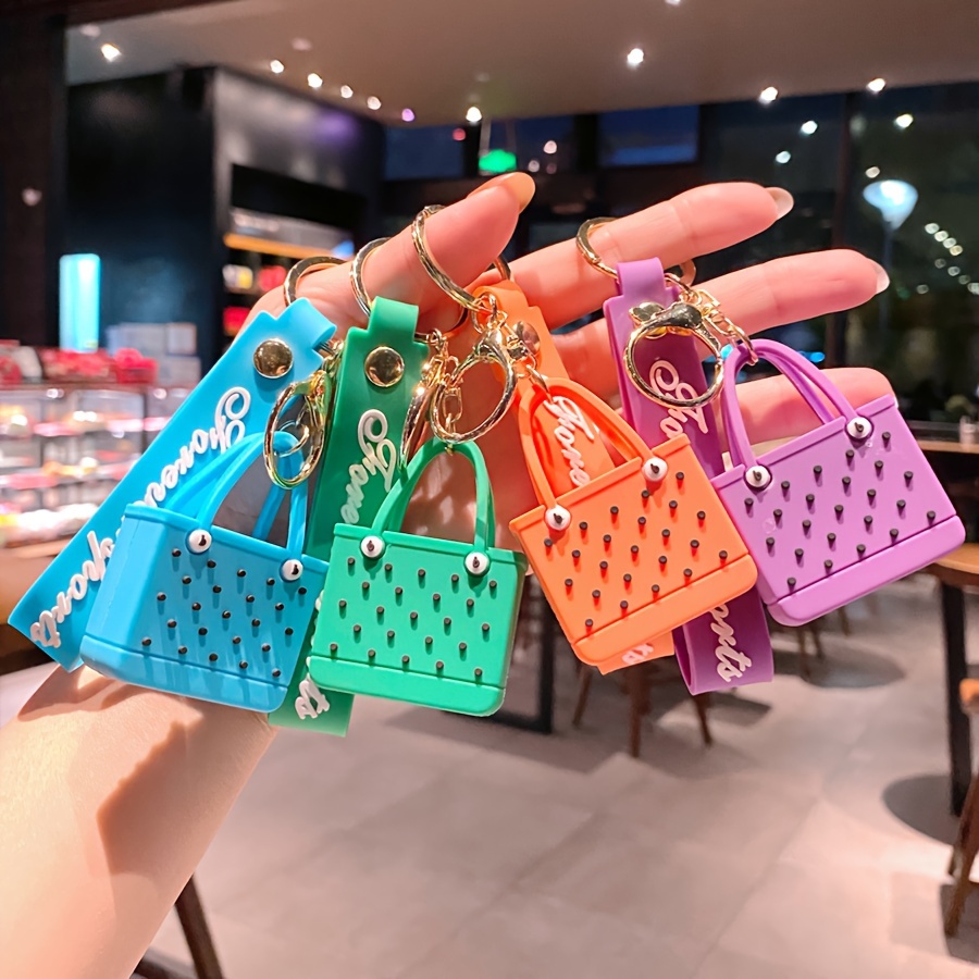 

4 Pieces Fashionable Beach Inspired Silicone Cartoon Handbags With Personalized Accessories For Women's Keys Simulation Design Of Pvc Cute Key Chains For Women' Accessory