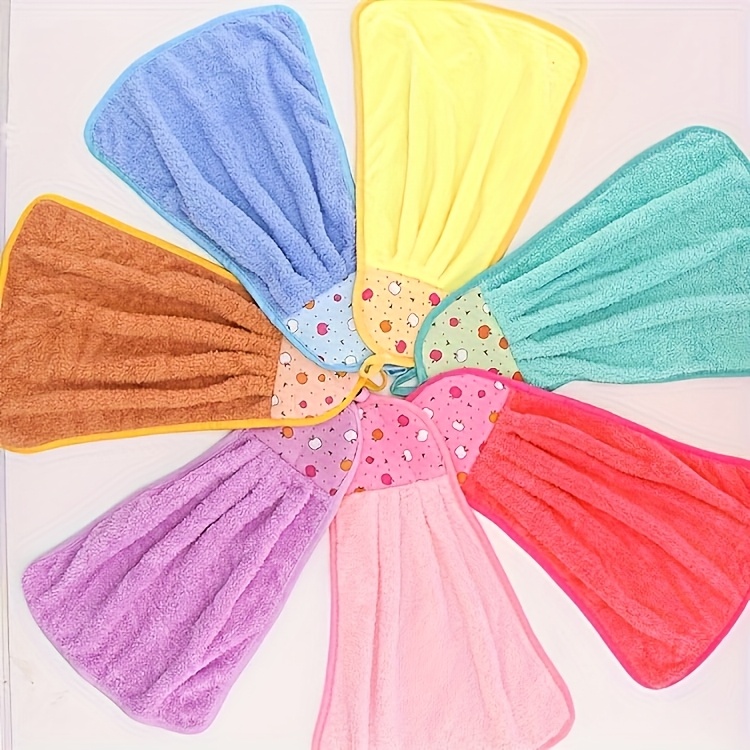 Elegir entre dos opciones: un juego de toallas de mano colgantes con temática de frutas vibrantes - Hechas de poliéster suave, absorbente y de secado rápido, ideales para uso en la cocina o el baño - Artículos versátiles para el hogar con anillos colgantes prácticos, toallas de mano