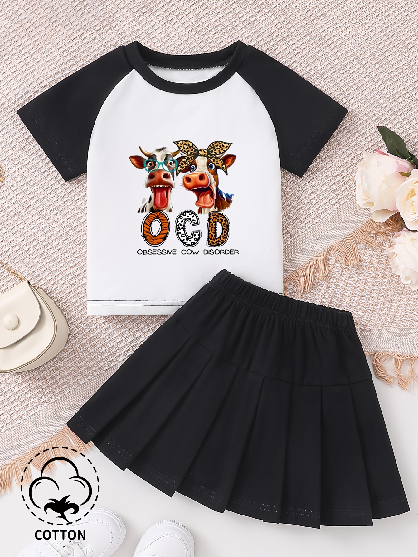 Girls' Preppy Style T-shirt and Pleated Skirt Two Pieces Set