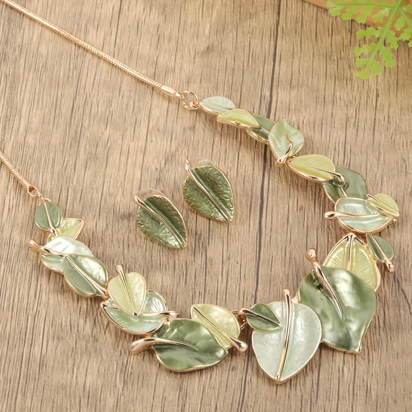 Green Leaf Necklace & Earring Set Bohemian Style