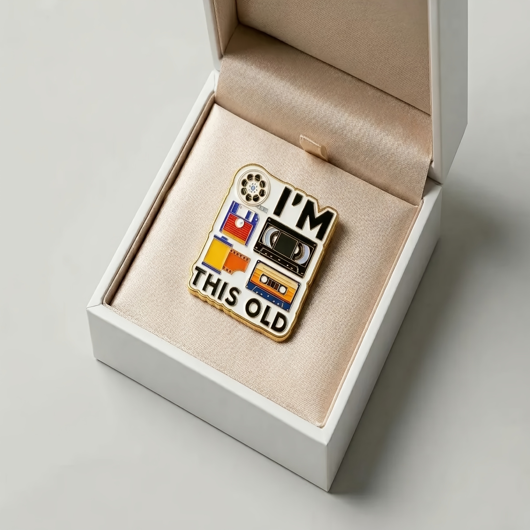 Vintage Nostalgic English Slogan Brooch, Creative Design