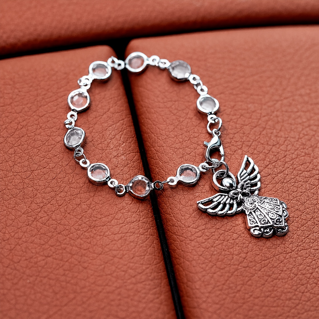 1pc Of Retro Style Alloy Wings Steering Wheel Chain Car Decoration Suitable For Daily , Leisure Party Wear