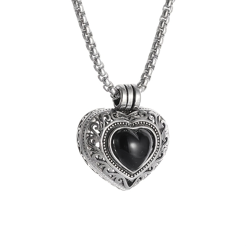 TEMU Collier avec pendentif de cœur de style rétro, avec un design creux et un cœur encrelure noir, parfait comme cadeau de bijoux gothiques bohèmes