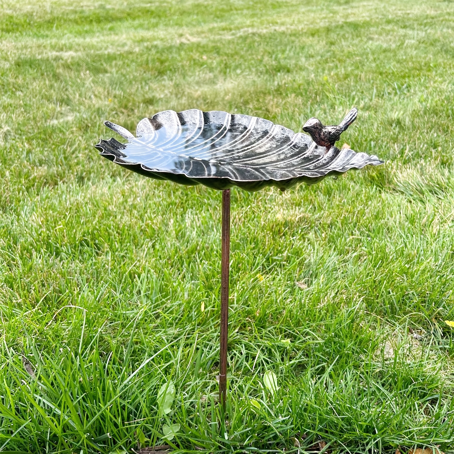 Image of Metal Bird Bath With Garden Stake, Lightweight Detachable Bird Bath, Rust-proof Cast Decoration Bird Bath, Suitable For Garden, Courtyard, Lawn, Patio, Gift For Bird Lovers