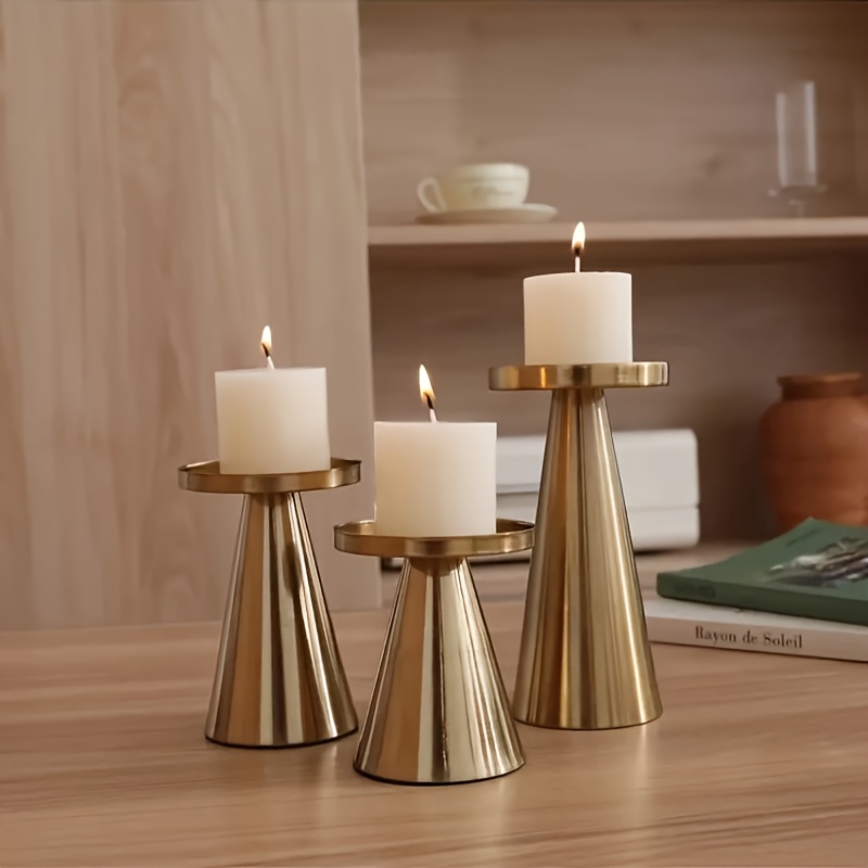 E-shop 3-teiliges Romantisches Sanduhr-Kerzenhalter-Set – Elegantes Tischdekor für Hochzeiten, Valentinstag & Weihnachten, Langlebiger