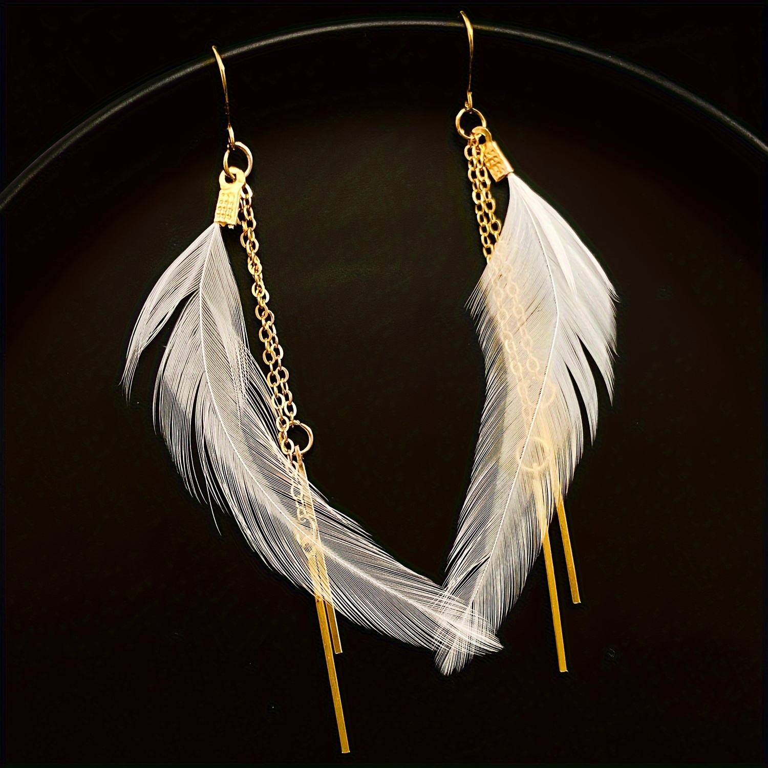 Women's Classic Long Feather Pendant Earrings, Fashionable