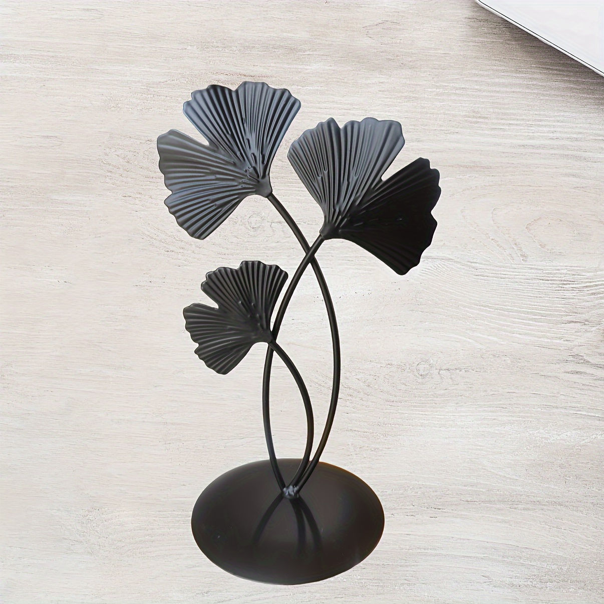 Image of 1pc Creative Ginkgo Leaf Ornament For Home Entryway Or Desk, Handcrafted High-end Decorative Art Piece ( In Branch Due To Manual Welding Are Normal)