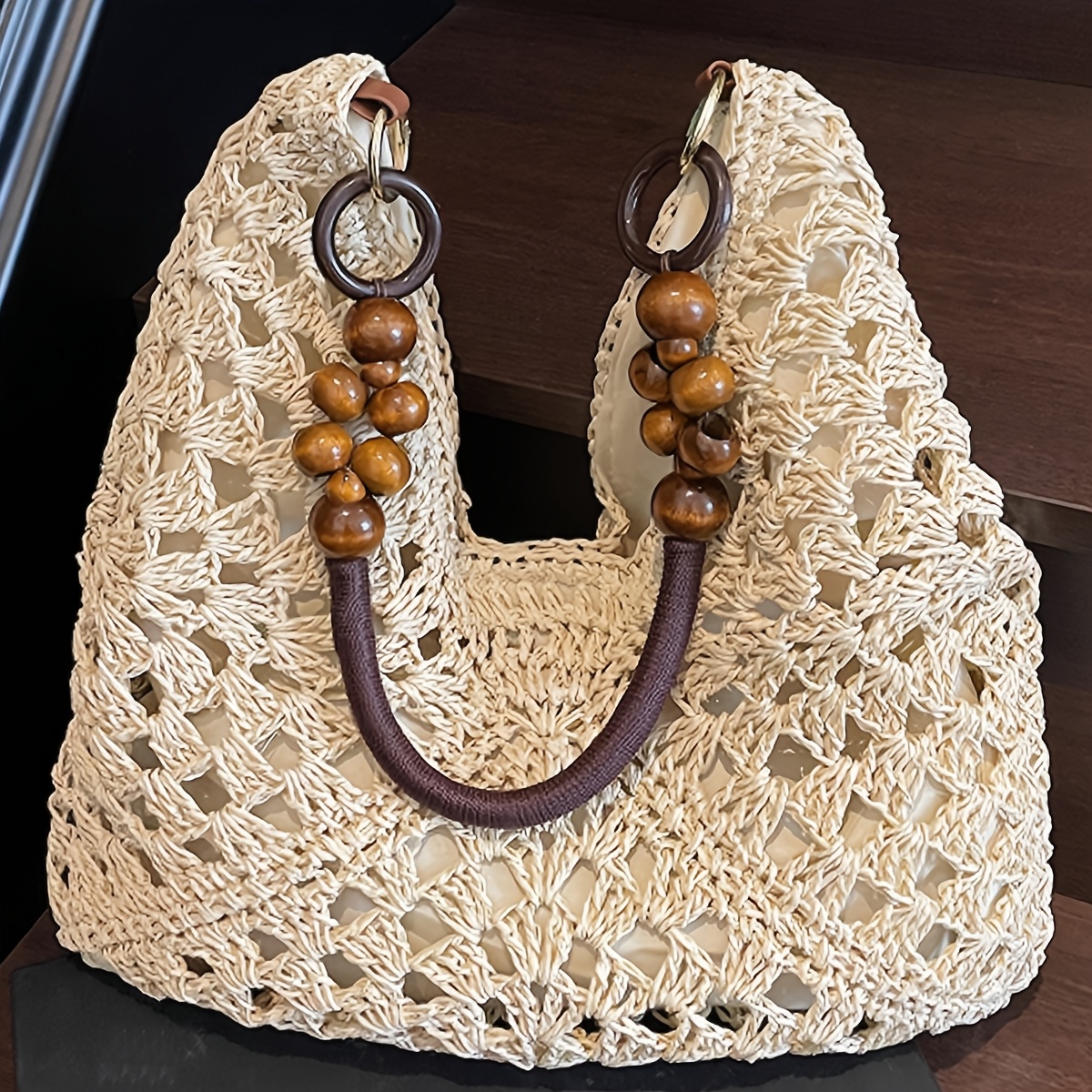 New Handmade Woven Bohemian Style Women'S Shoulder Bag, Featuring a Beaded Chain Decoration with Contrasting Colors And a Hollow Design, Suitable for Daily Commuting, Work, Vacation Trips, Beach Outings, Shopping