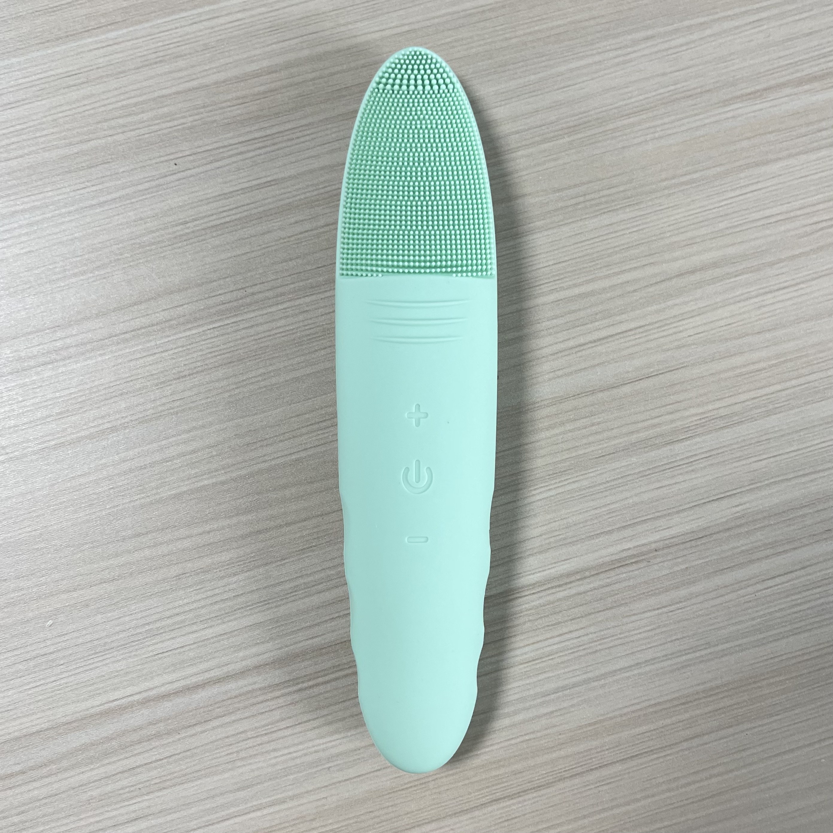 Rechargeable Heated Vibration Silicone Facial Cleansing