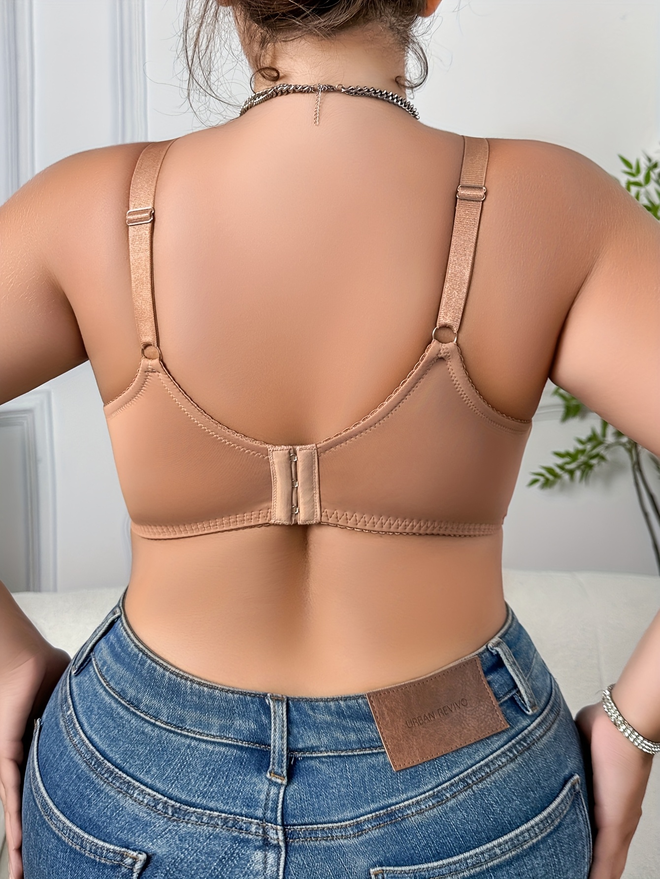 Een pakket van 8 plus-size damesbeha's, comfortabel, ademend en zacht met kantdetails – stijlvolle elegante vrouwenondergoed