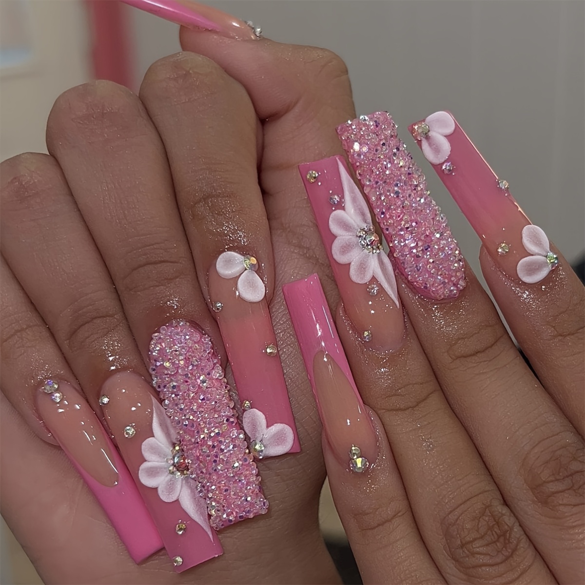 TEMU 24pcs Valentine's Day New Wearable Extended Water Pipe Nail Plates Rhinestone Wearable Nail Art