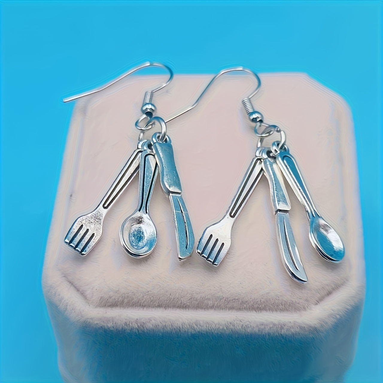 TEMU Elegantes joyas de estilo con pendientes de aretes con colgantes de tenedor, y cuchara de diseño , perfectos para mujeres únicas