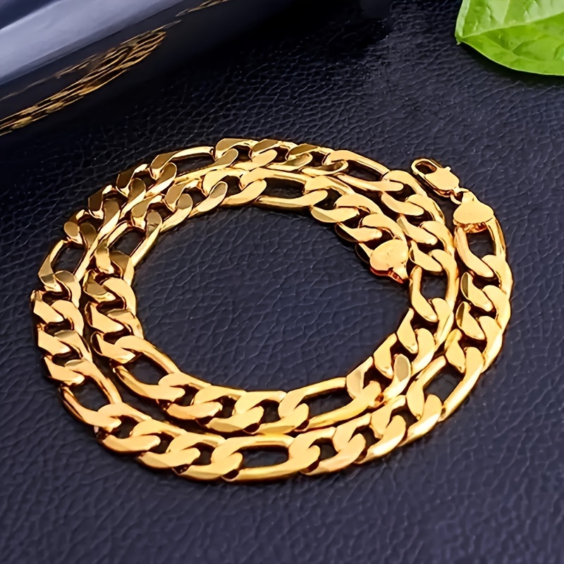 Image of Fashionable Golden Cuban Chain, Unisex - Easy Jewelry Gift