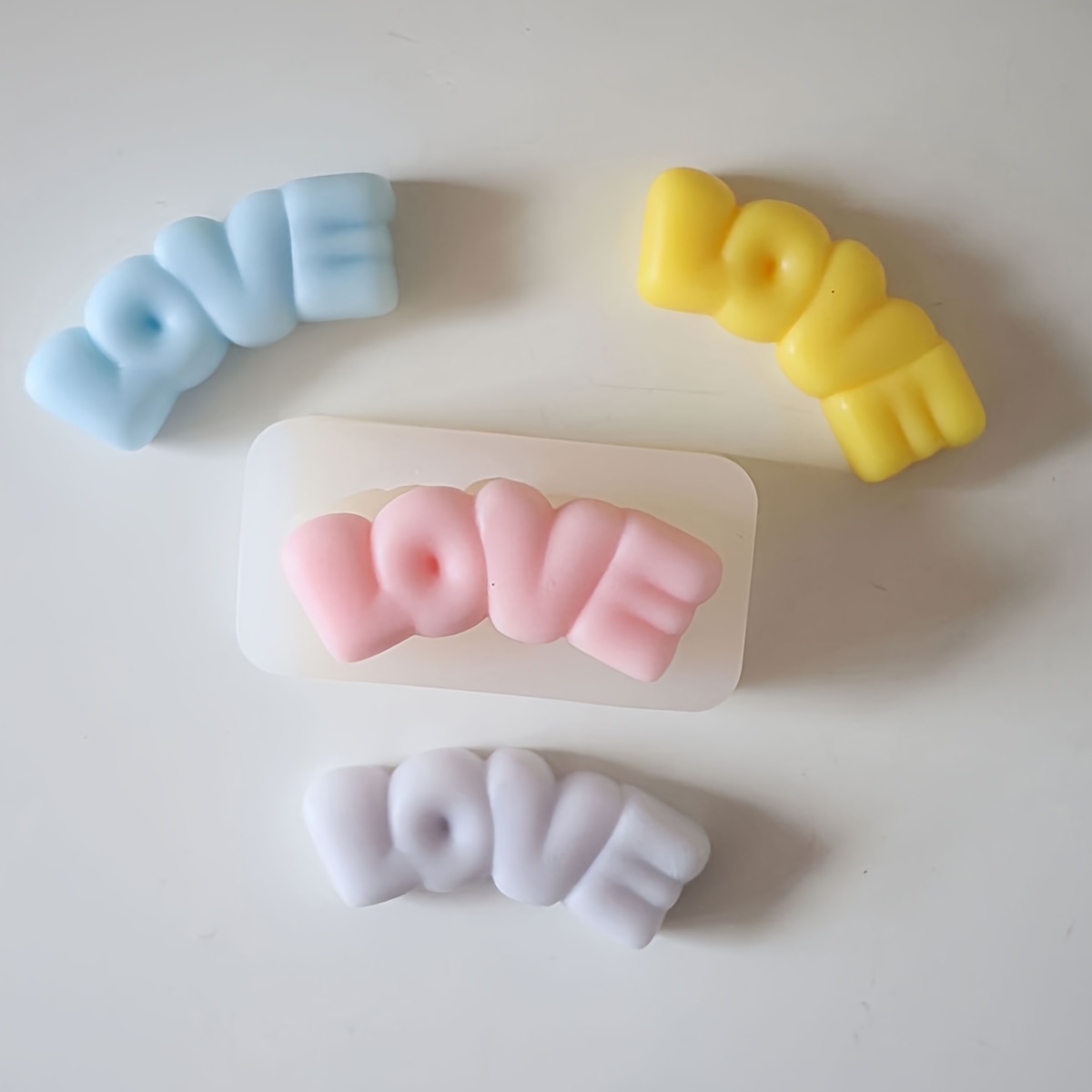 

Kanovino Love-themed Silicone Candle Mold - Easy Demold, Diy Handmade Craft & Aromatherapy Casting Tool, Small Accessory, Drip, Resin, Gift Making,