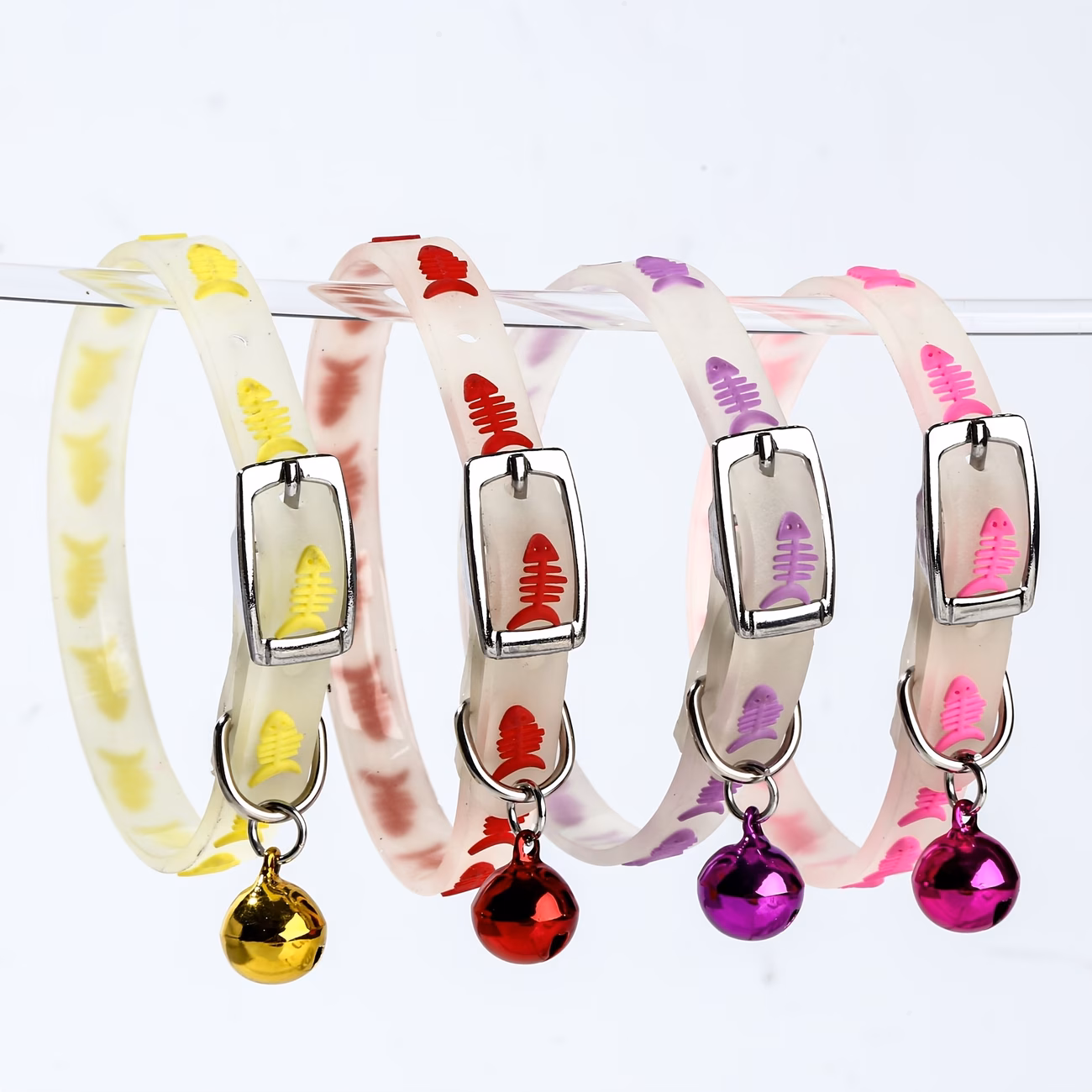 random color in the dark collar cute glowing pet collar for luminous pet collar glow in the dark collar with paw print safety anti loss collar suitable for small dogs and cats in multiple colors Product details 10