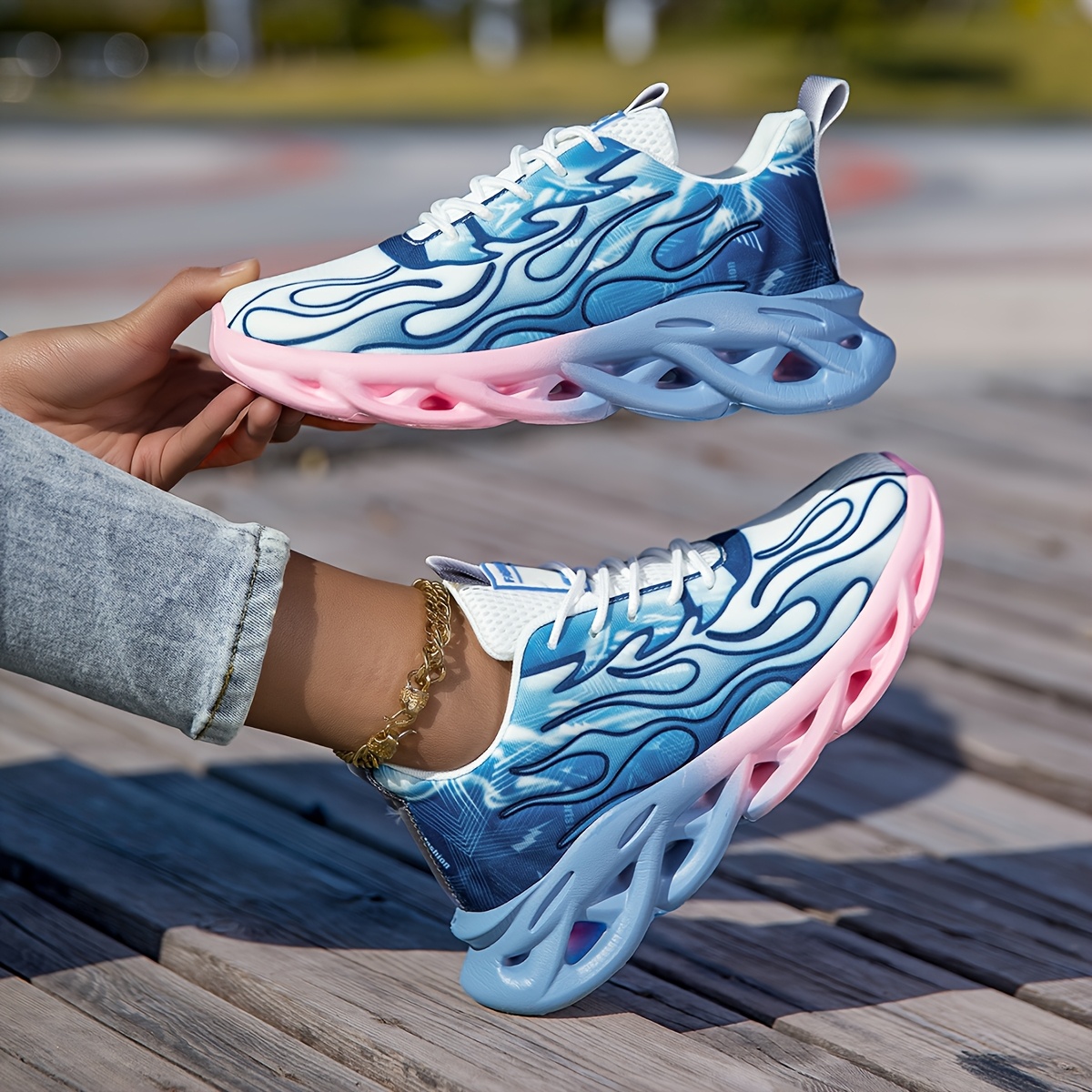 Women's Couple Breathable Lightweight Running Shoes - Fashionable Flame Gradient Design, , Thick Sole, Lace- Outdoor Casual Sneakers, Suitable For , Casual Running Shoes, Cute Footwear, Women Shoes