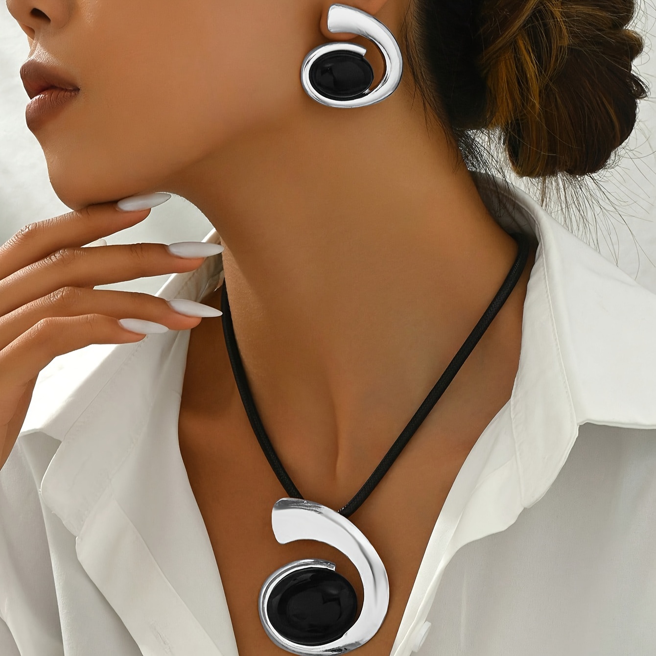 Autumn Winter Exaggerated Necklace & Earrings Set