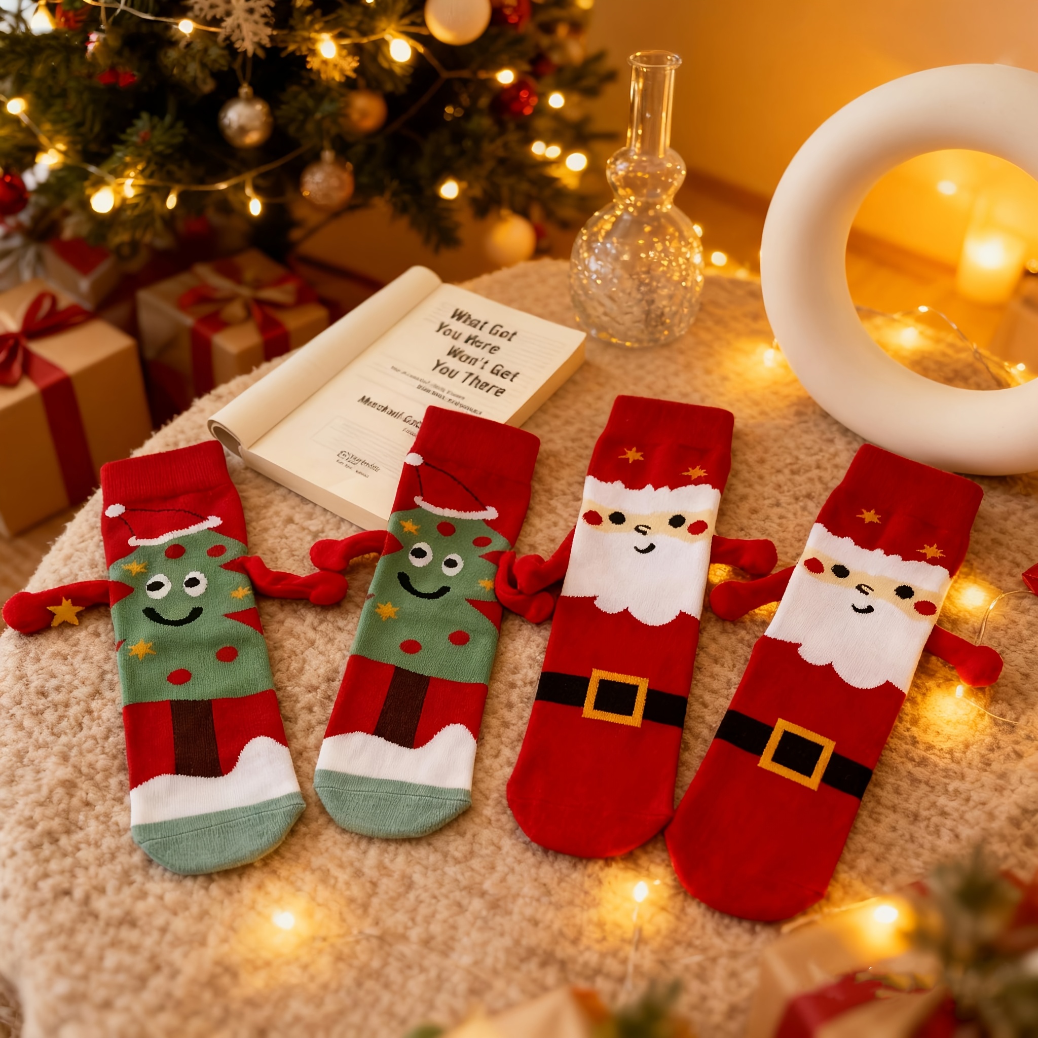 TEMU Lot de 2 paires de chaussettes de Noël pour femme avec maintien magnétique (Sapin, Père Noël) Chaussettes d'hiver mignonnes pour couple unisexes