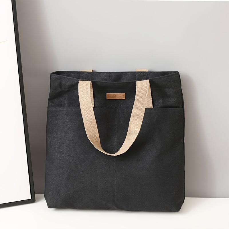 

Fashionable Canvas Tote Bag With Zipper Closure - Commuting Or Casual