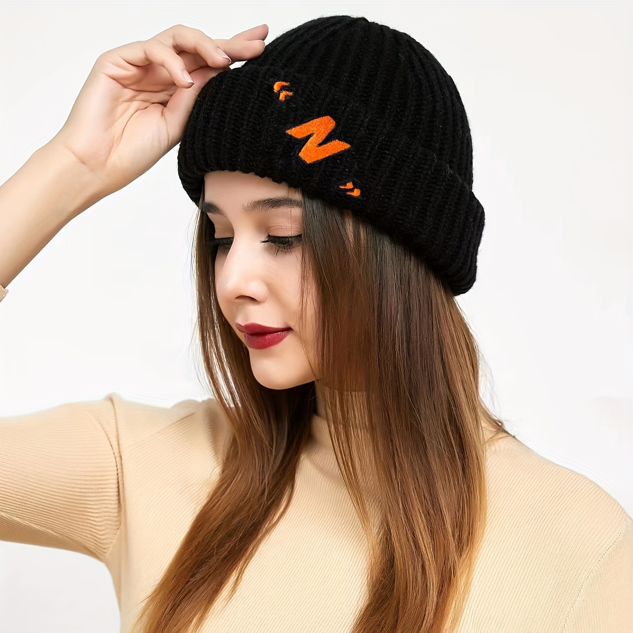 

Women's Hat Winter Spot New Warm Thickened Embroidered Knitted Cap