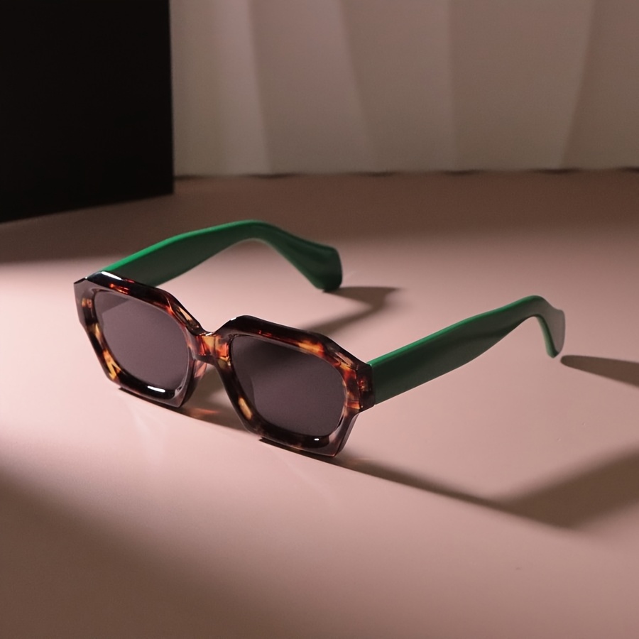 Image of 1pc Classic Rectangle Fashion Fashion Glasses Women Men Vintage Personality Simple Sun Glasses Female Male