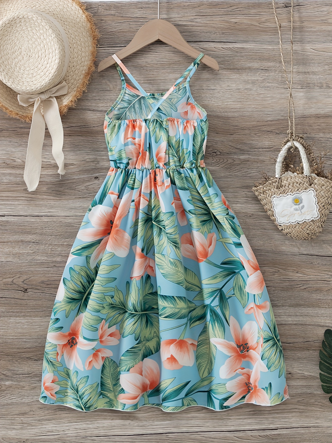 Young Girl * * Leaf Print Beach Dress with Hollow-Out Lace Waist Cincher  and Spaghetti Straps, Summer Off-Shoulder Backless Cool L