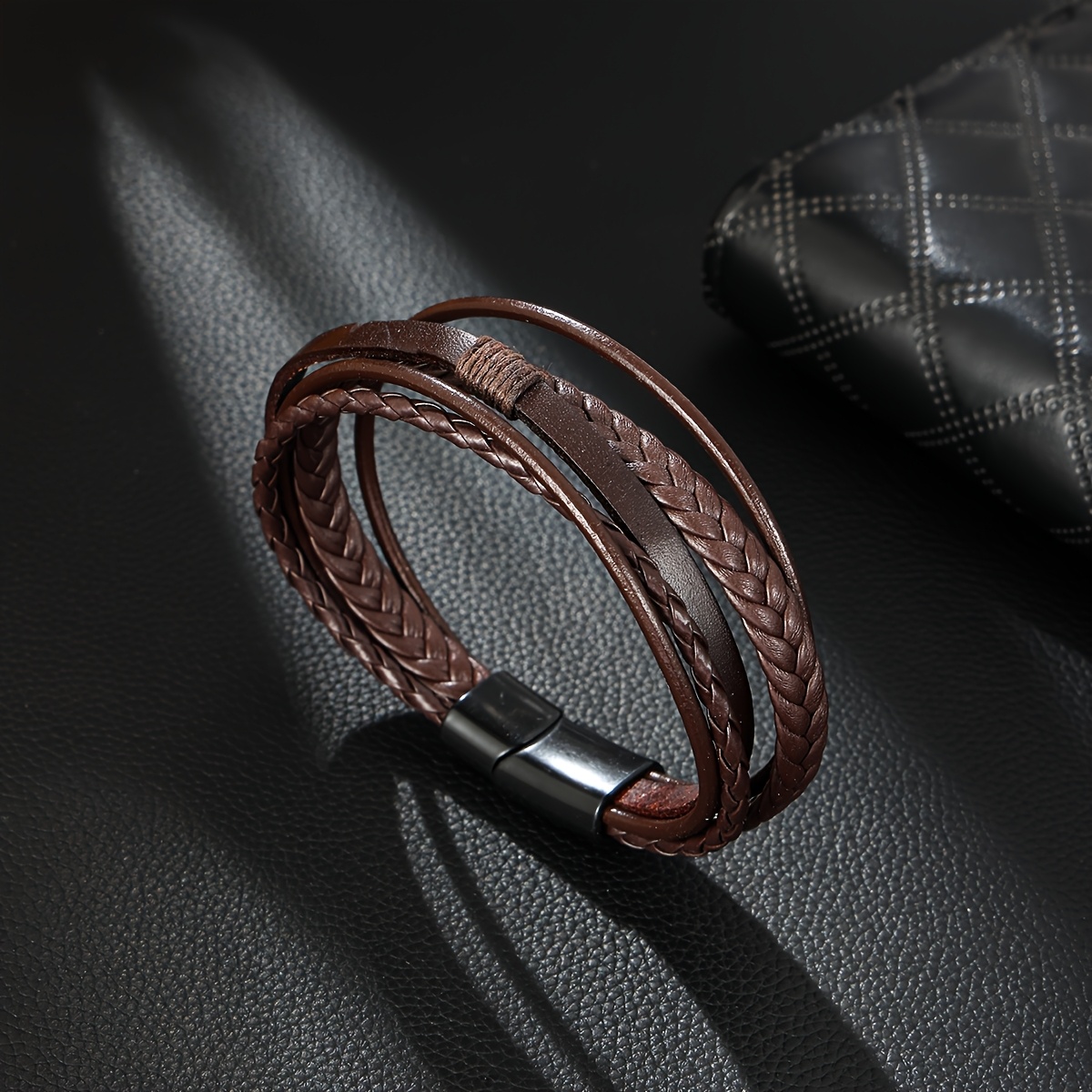 Image of 1pc European And Bracelet, Men's Woven Vintage Wristband, Suitable For Daily Casual Wear, Outdoor Travel Outfits, And Light Business Occasions. Used To Enhance Wrist , With Its Vintage Texture