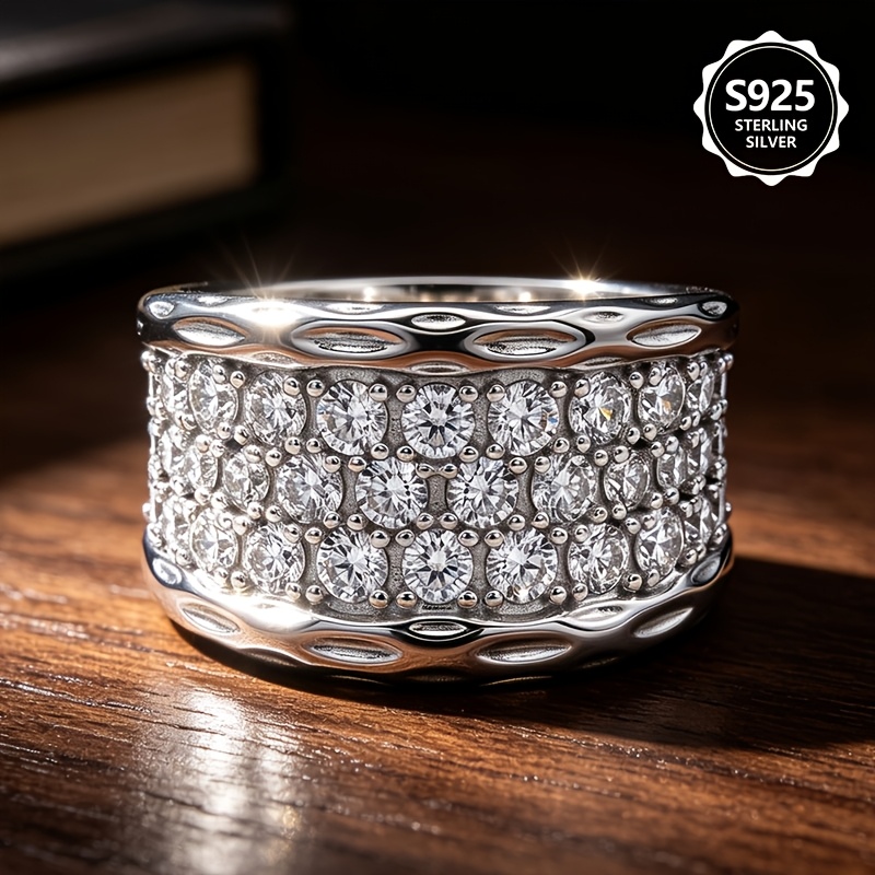 Image of 1 S925 925 Sterling Silvery Inlaid 8 Carat Synthetic Cubic Synthetic Zirconia Ring, Fashionable, Elegant And High-end Engagement Ring, Suitable For Daily Wear And Holiday Gifts