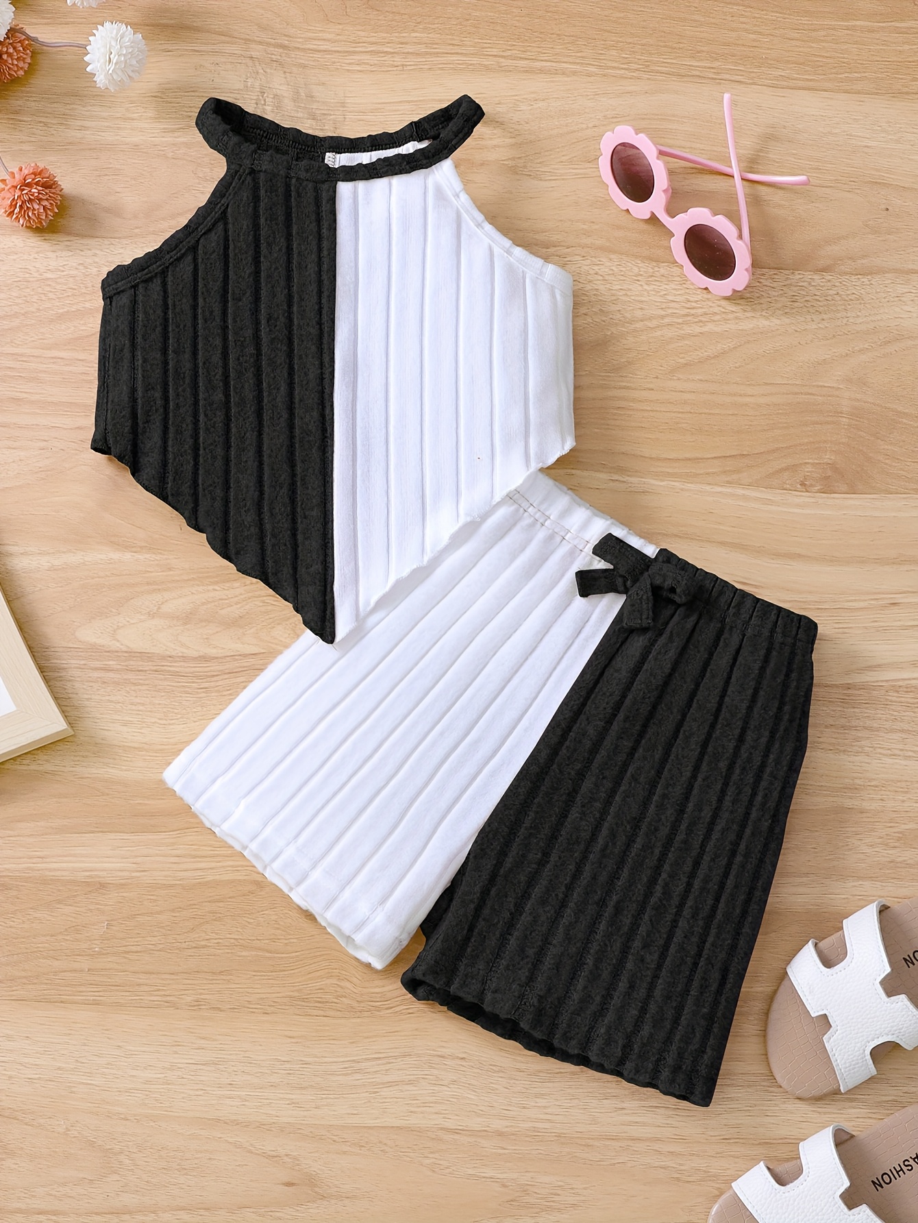 Girls 2pcs Summer Outfit Set, Knitted Polyester & Elastane, Solid Color Halter Neck Top with Bow Detail & Matching Shorts, Casual Fit for Playtime & Outings, for Outdoor