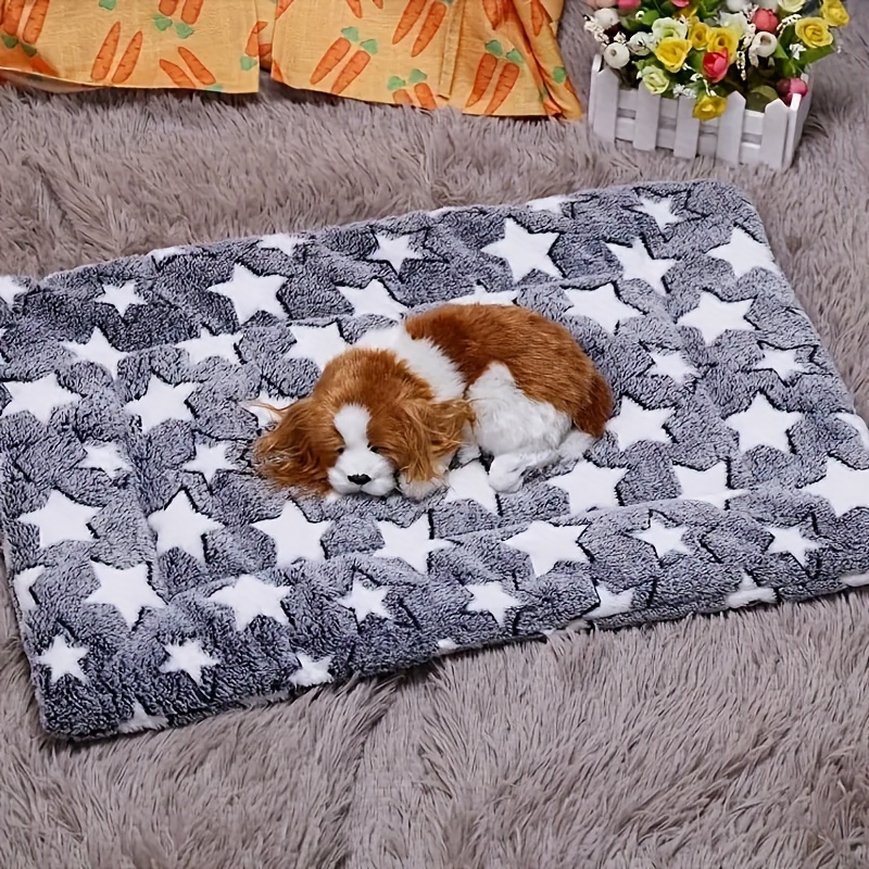 

Warm Winter Pet Bed Mat - Soft And Thick Square Dog Crate Pad With Star Pattern, Polyester Fiber Fill, Suitable For Extra Small To Large Dogs - Insulated Cat And Dog Blanket For Kennel And Home Use
