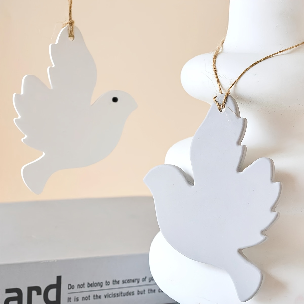 

Moule en Silicone de la Paix DIY pour Plâtre et Résine Époxy, Décoration de Baptême avec Étoiles et d', Outil de de Pendentif Porte-clés, Décoration de Prière, Liste d'Oiseaux