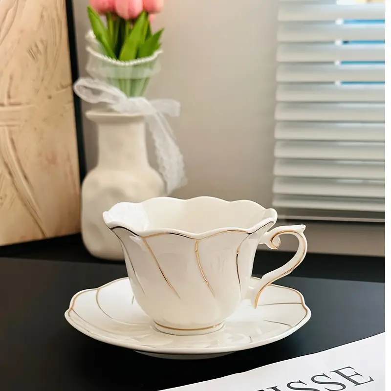 22pcs ceramic tea sets for women tea party british tea and coffee cups set gift for women mother for tea party package Product details 3