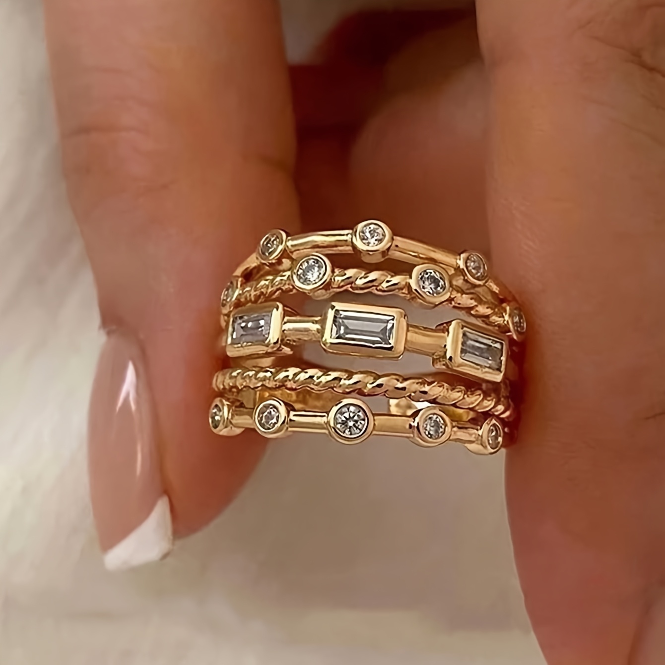 E-shop Schmetterling & geometrischer stapelbarer Ring – Vergoldeter geflochtener mehrschichtiger Ring für Damen, Y2K Boho Statement-Schmuck,