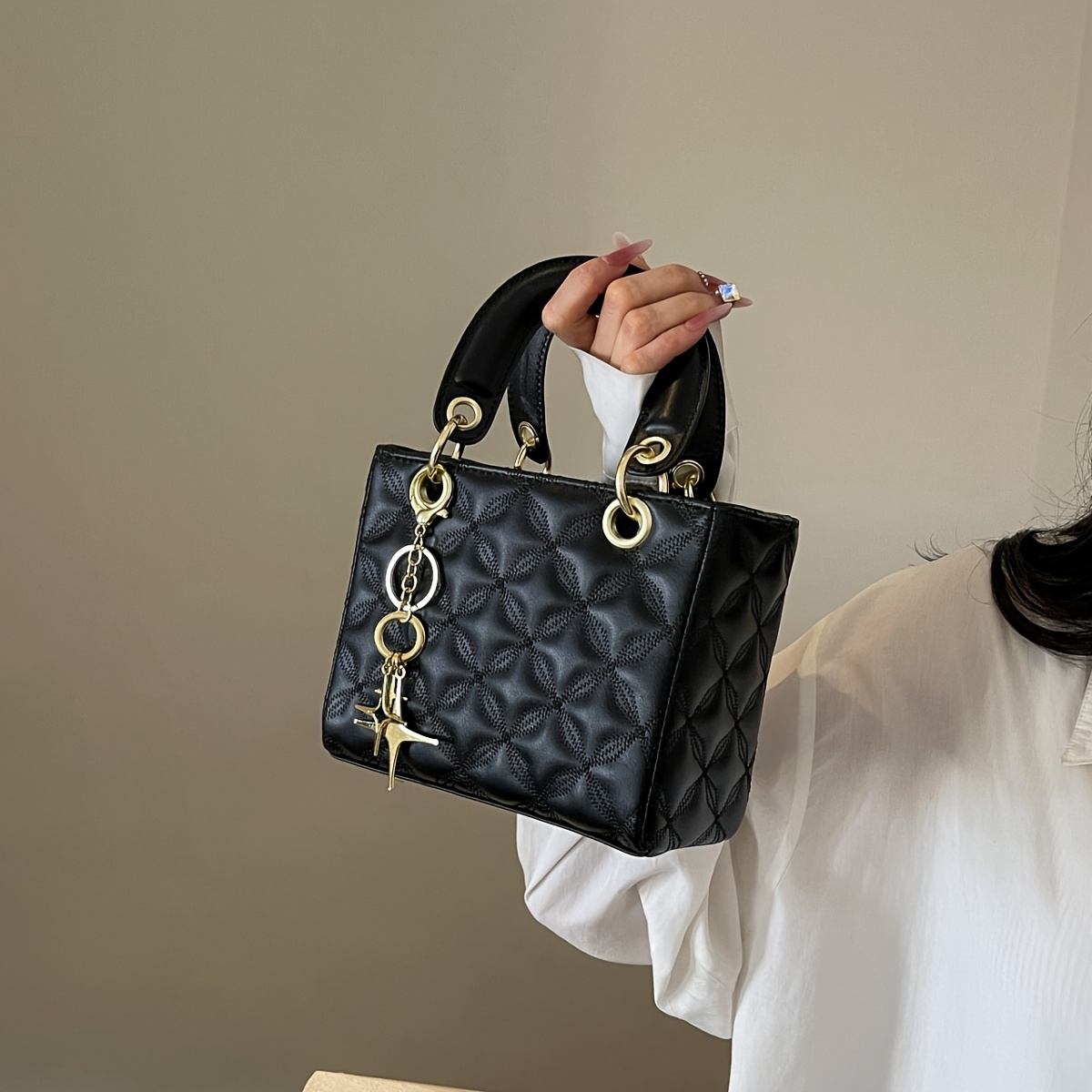 TEMU Quilted Pattern Solid Color Pu Handbag With Pendant Decoration, Versatile Women's Crossbody Bag, Fashionable Handbag, Stylish Business Casual