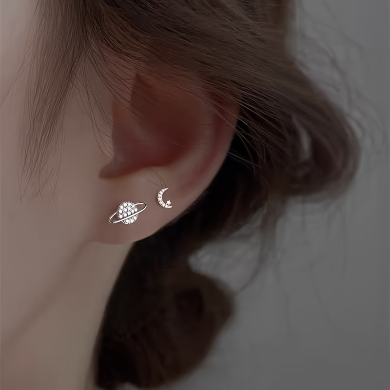 Pair of Star Zirconia Asymmetrical Stud Earrings