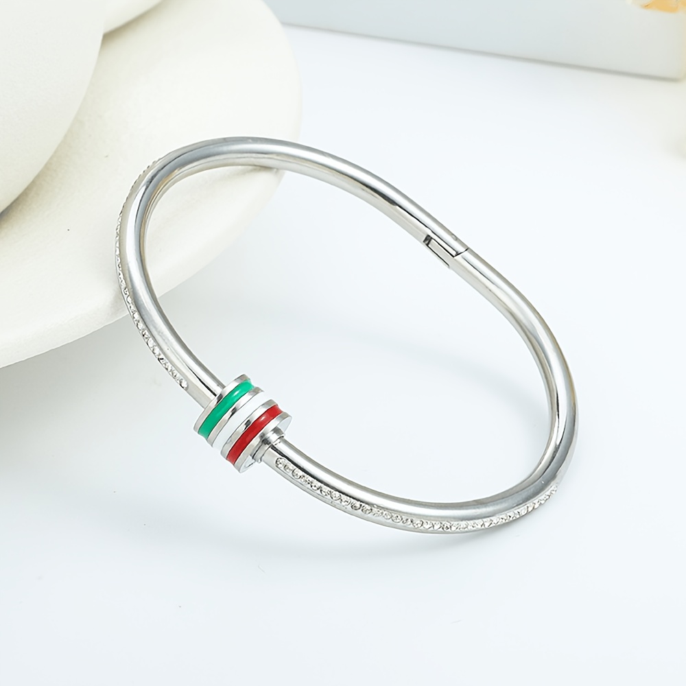 TEMU Ladies' Bracelet Made Of 304 Stainless Steel With 18k Gold Plated Plating. Features Water Resistance, Oxidation And Discoloration Resistance,